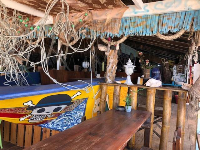 Beach Shack Chalet - Garden View Aframe Big Unit Kampong Juara エクステリア 写真